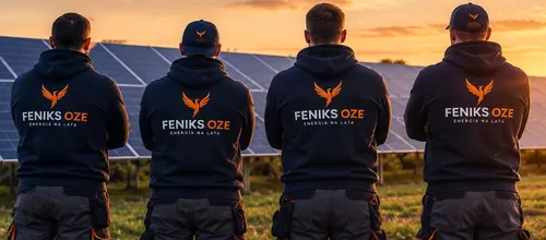 Ekipa montażowa Feniks OZE przy instalacji fotowoltaicznej